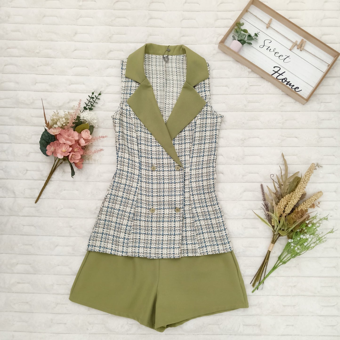 Sleveless Collared Tweed Top and Short
