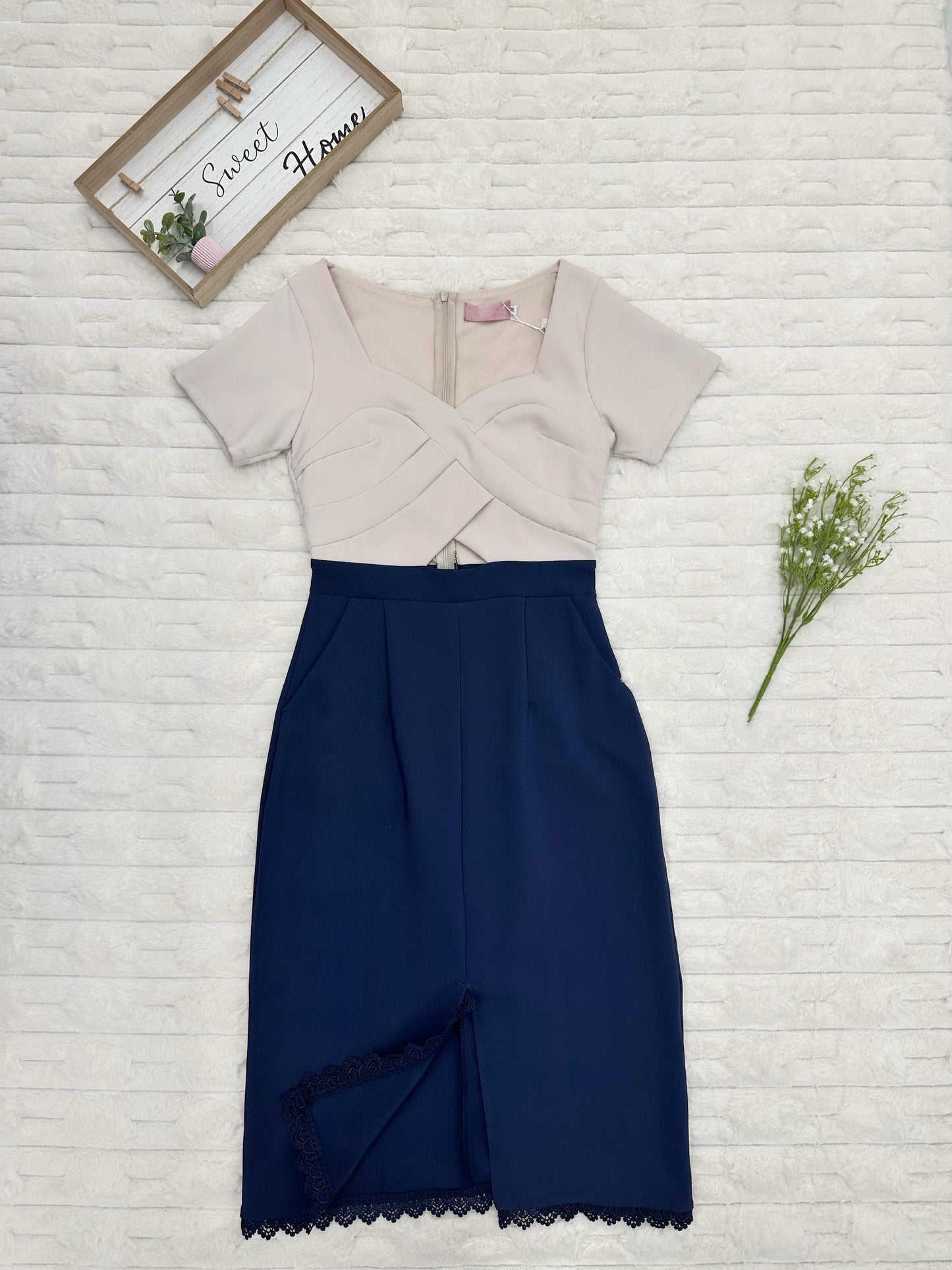 Two-Tone Cutout Lace Trim with Pockets Midi Dress