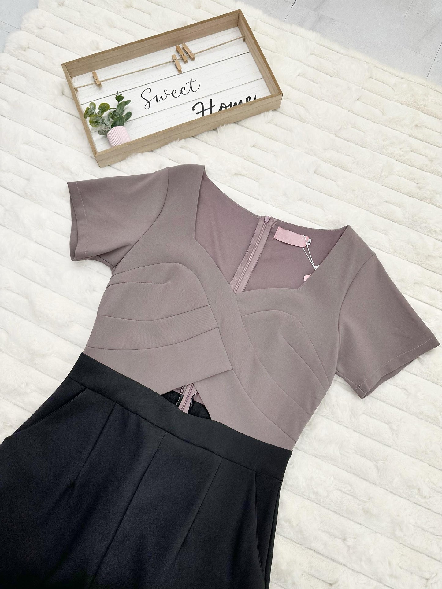 Two-Tone Cutout Lace Trim with Pockets Midi Dress