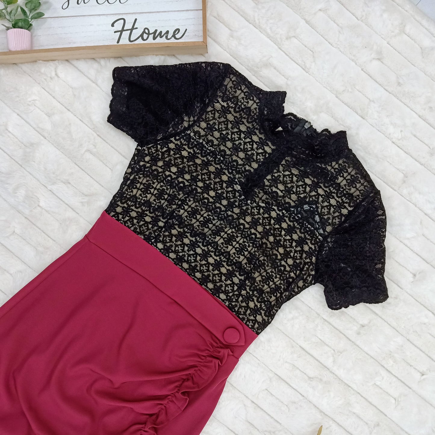 Lace Mock-Neck Ruched with High Slit Midi Dress