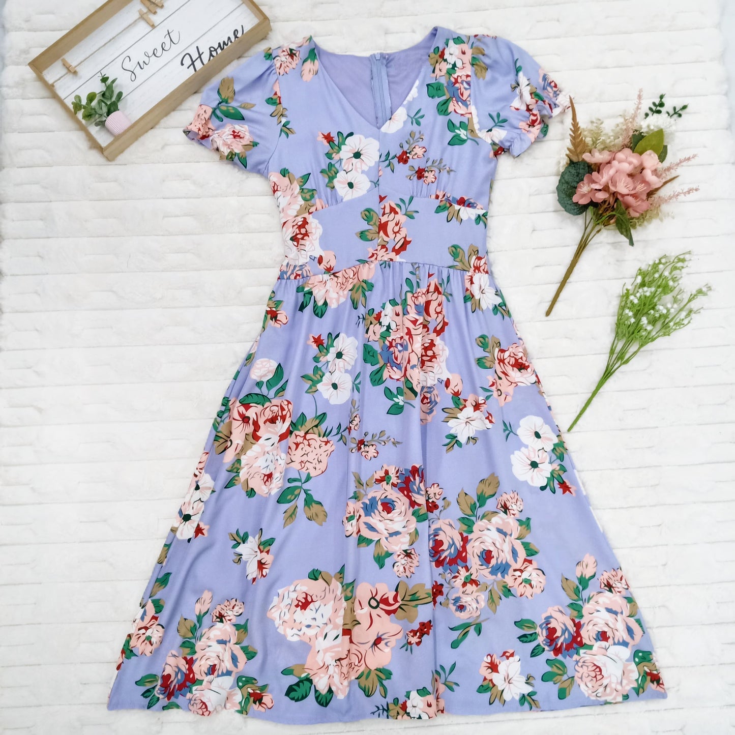 V-Neck Puff Sleeves Floral Printed Midi Dress