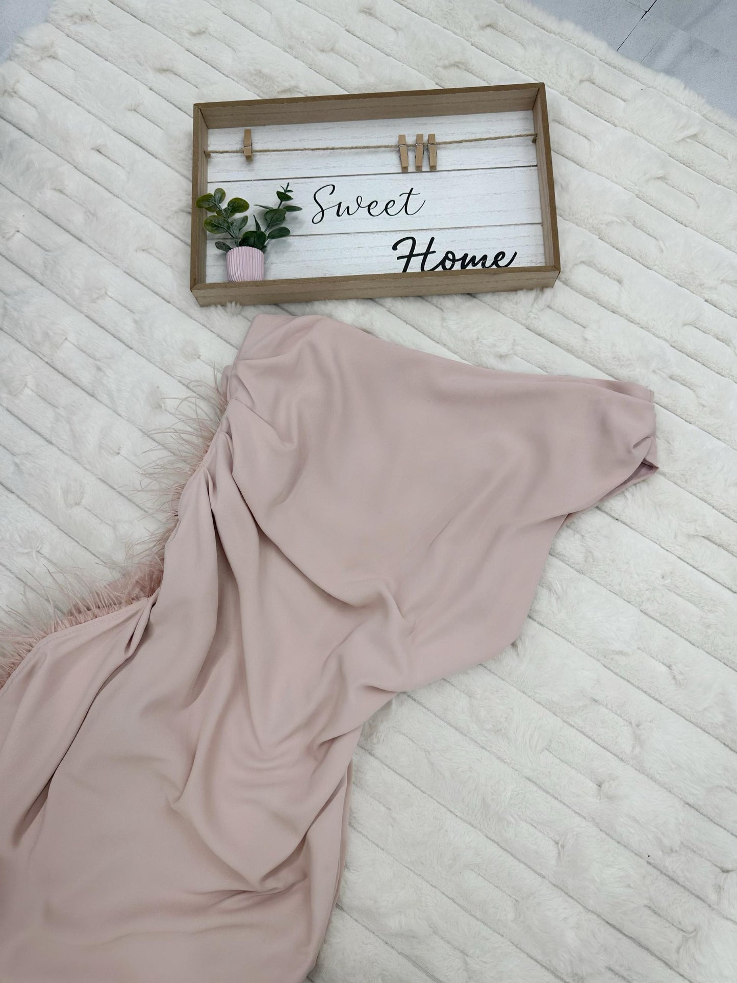 One-Shoulder Feather-Trim with High Slit Maxi Dress