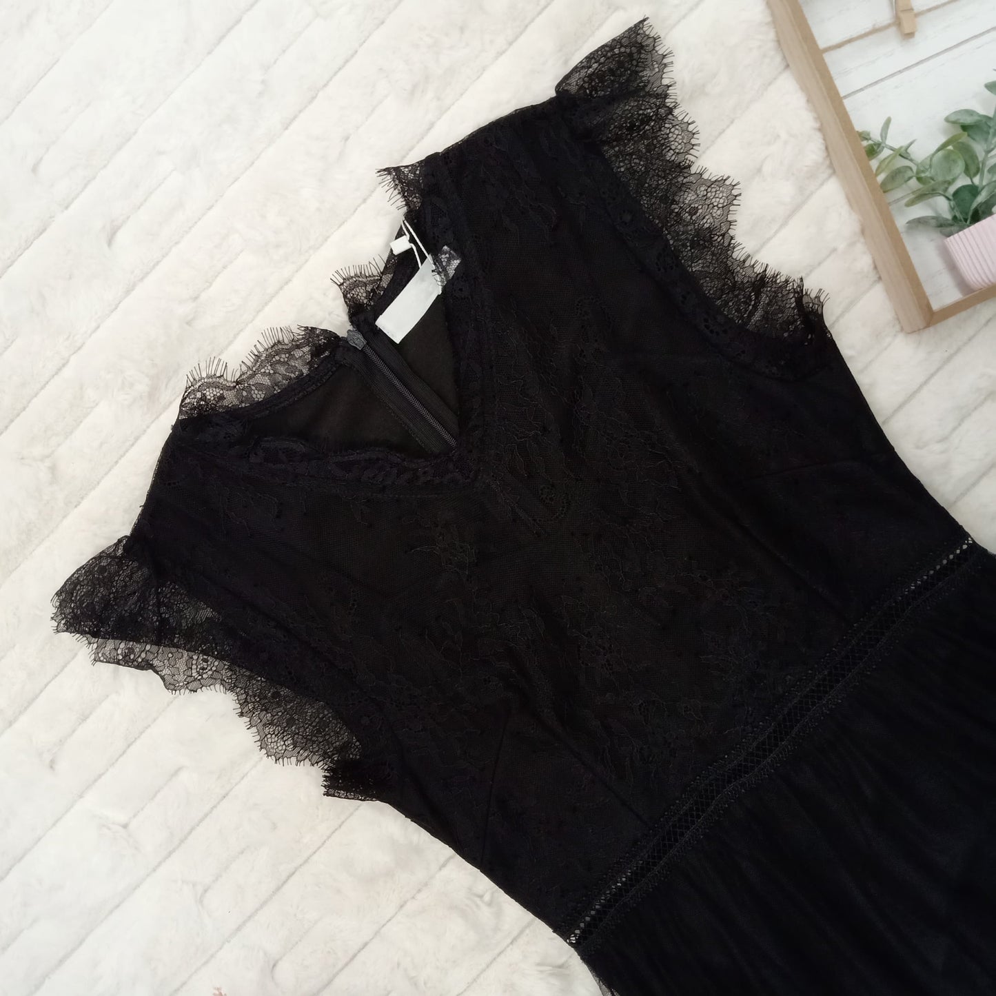 Cap Sleeve Mesh Lace Trim Overlay Gown