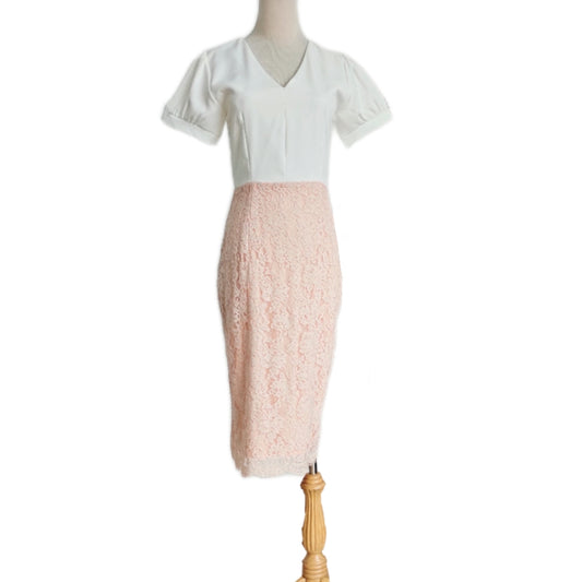 Two-Tone V-Neck Floral Lace Midi Dress