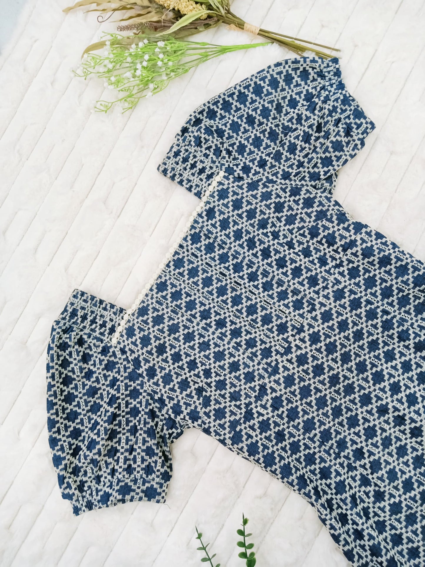 Square Neck Lace Trim Midi Dress