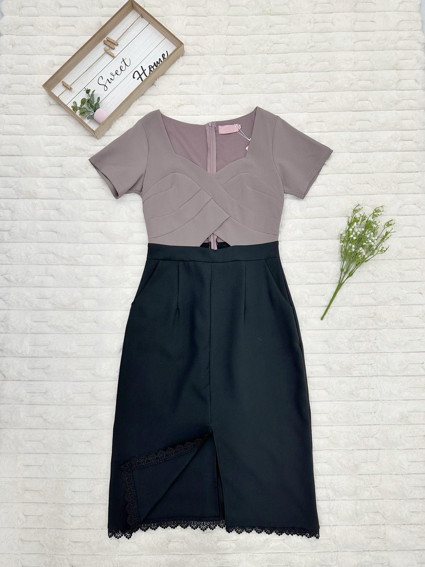 Two-Tone Cutout Lace Trim with Pockets Midi Dress