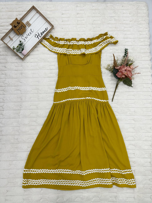 Off-Shoulder Embroidered Maxi Dress