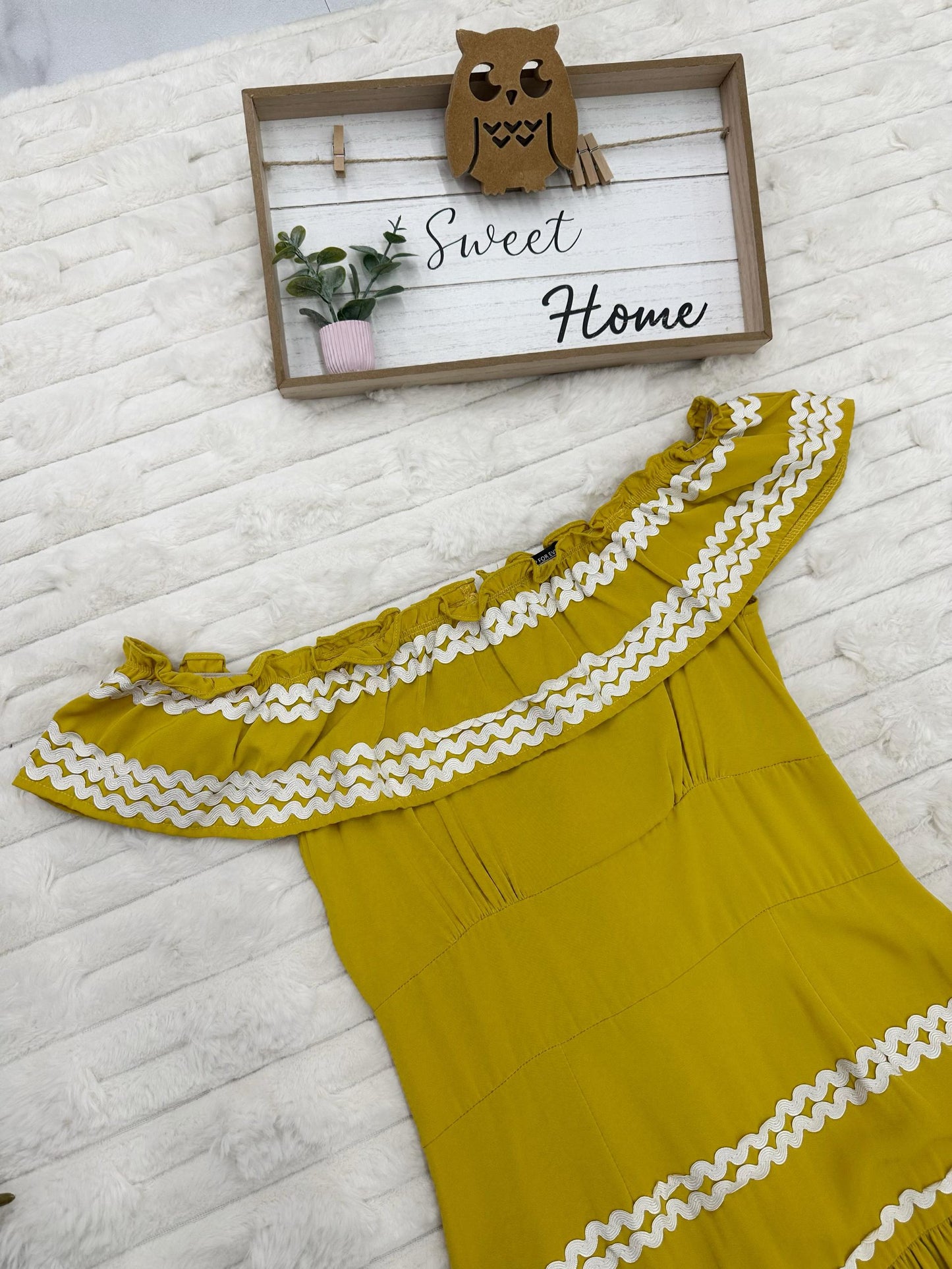 Off-Shoulder Embroidered Maxi Dress