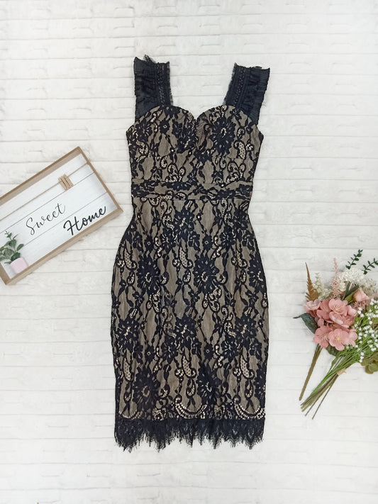 Sleeveless Sweetheart Floral Lace Midi Dress