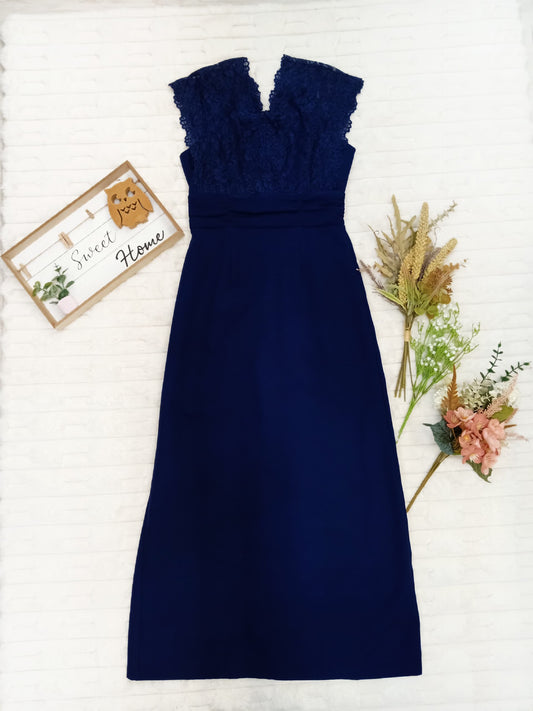 Spaghetti-Strap with V-Neck Front Lace Maxi Dress