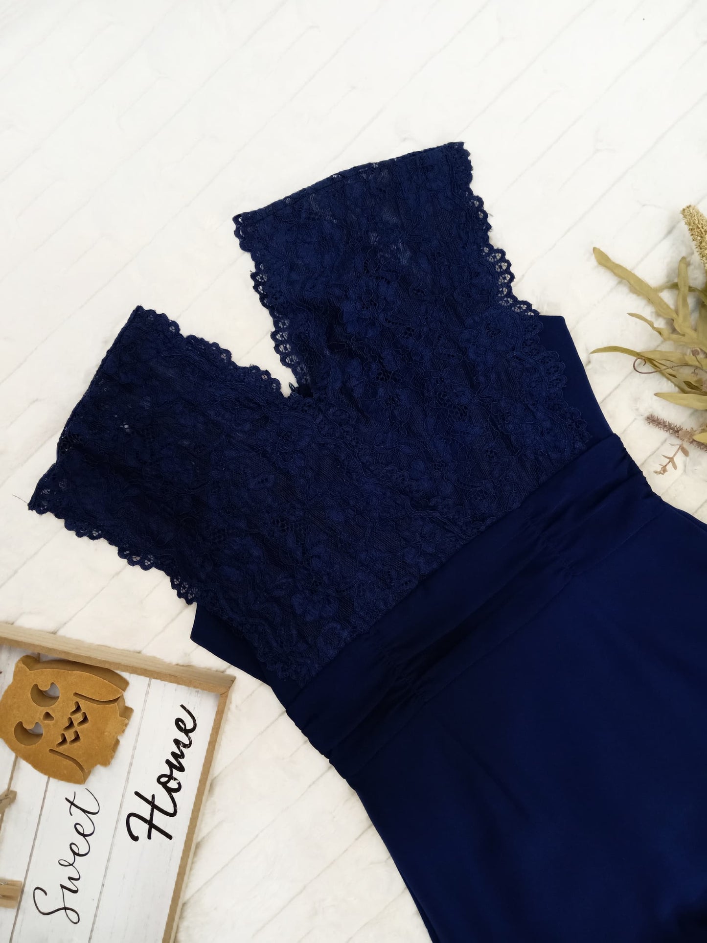 Spaghetti-Strap with V-Neck Front Lace Maxi Dress